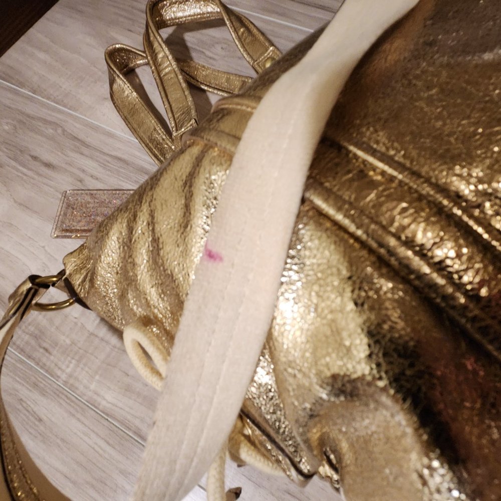 Coach Gold Shoulder Bag - Picture 13 of 15